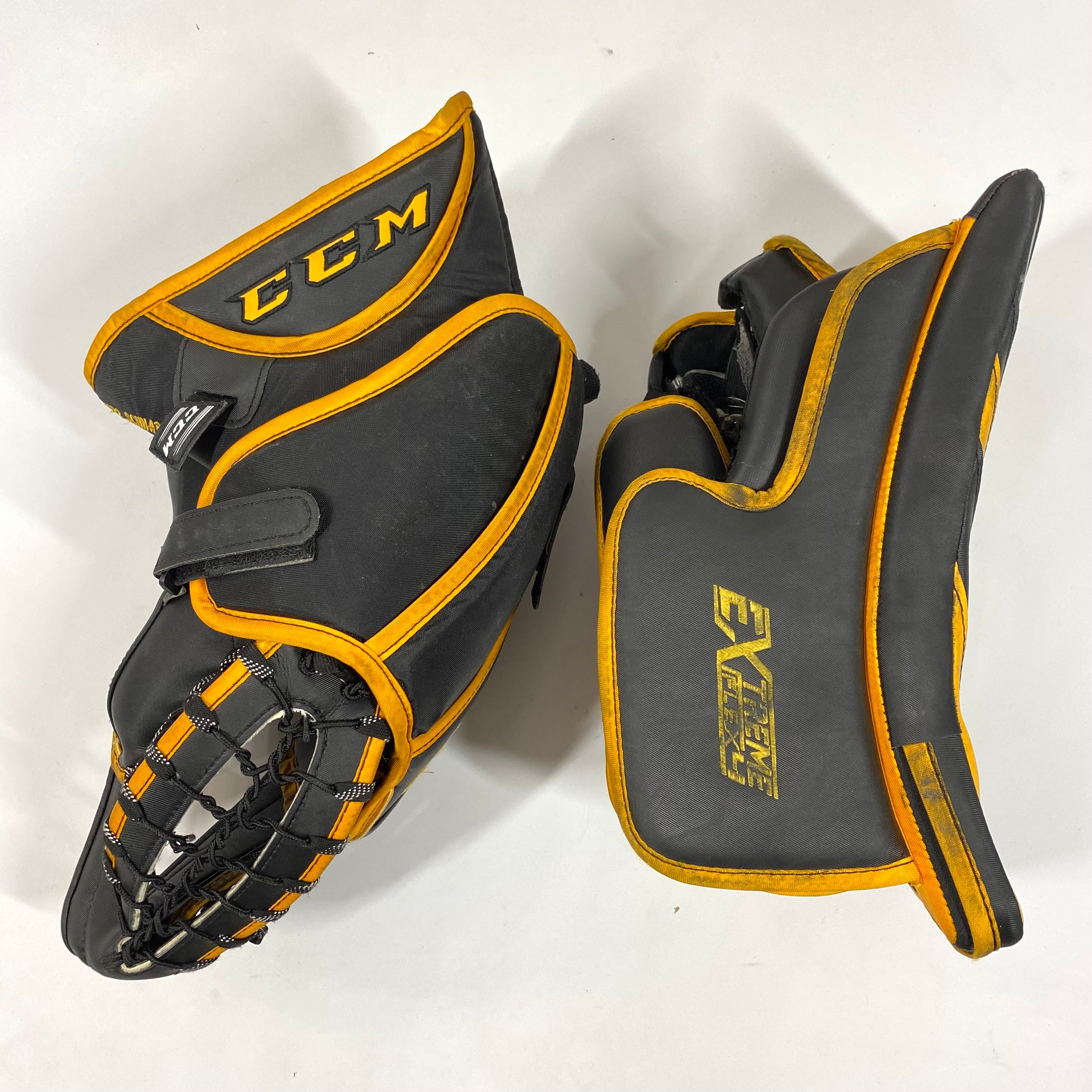CCM Extreme Flex IV - Ensemble complet de gardien de but Pro Stock d'occasion (noir/jaune)